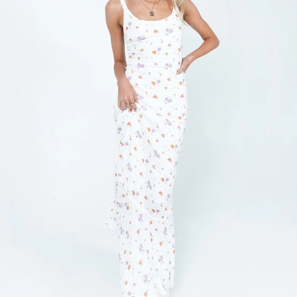 ‼️SOLD‼️ - Picture 2 of 4